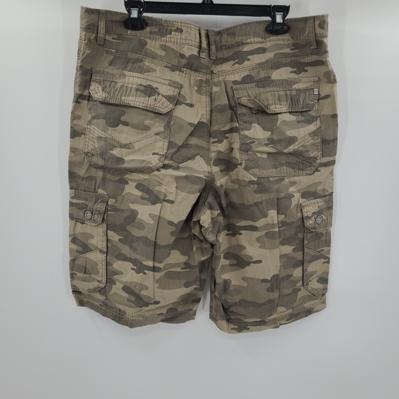 Buckle Black Mens Standard Fit‎ Cargo Shorts Size 36 - Picture 2 of 7
